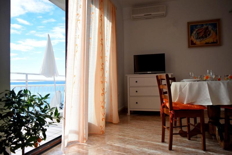 Apartments Jenny Novi Vinodolski Extérieur photo